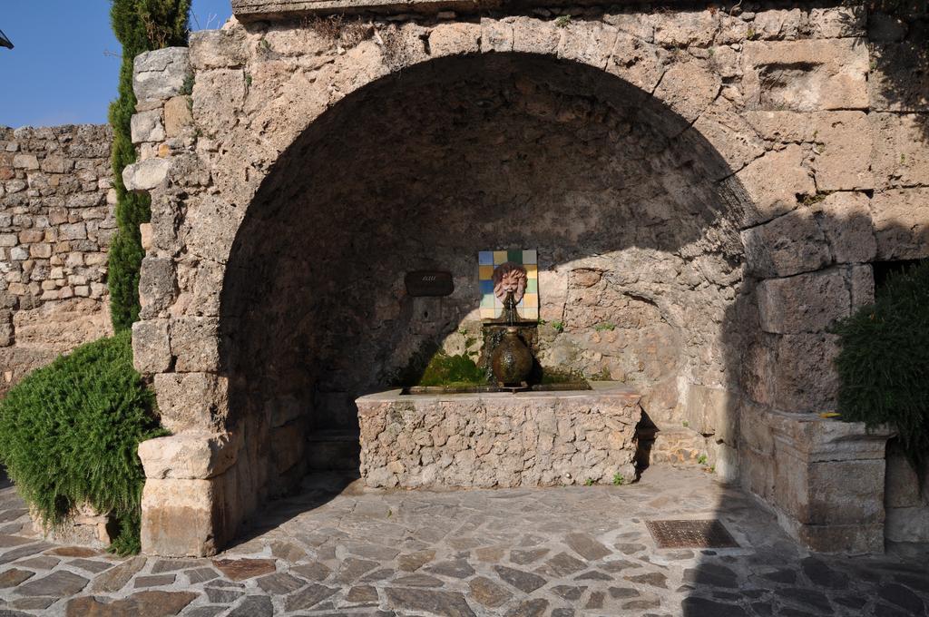 Hotel Le Logis Du Guetteur Les Arcs-sur-Argens Exteriér fotografie