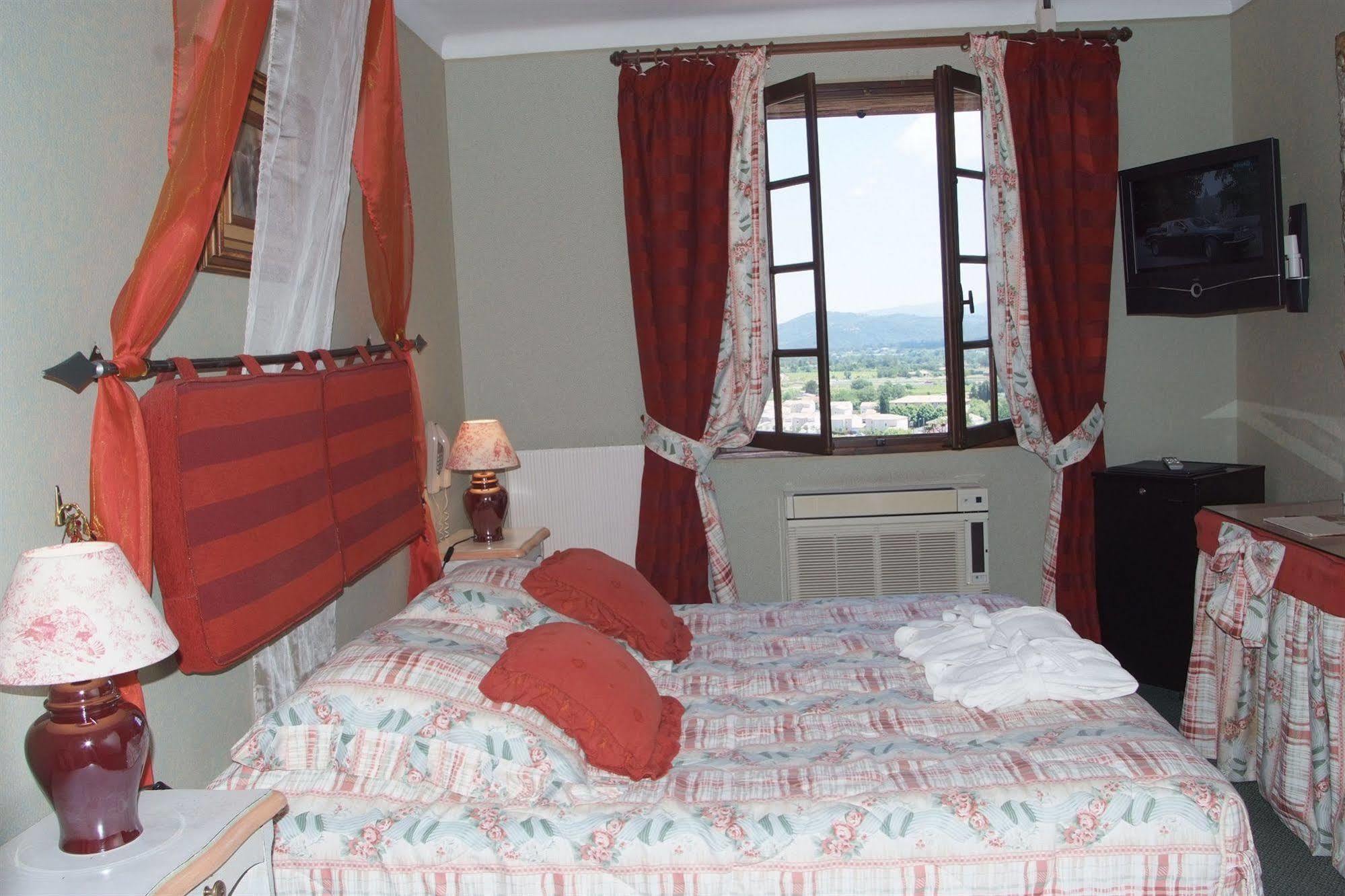 Hotel Le Logis Du Guetteur Les Arcs-sur-Argens Exteriér fotografie